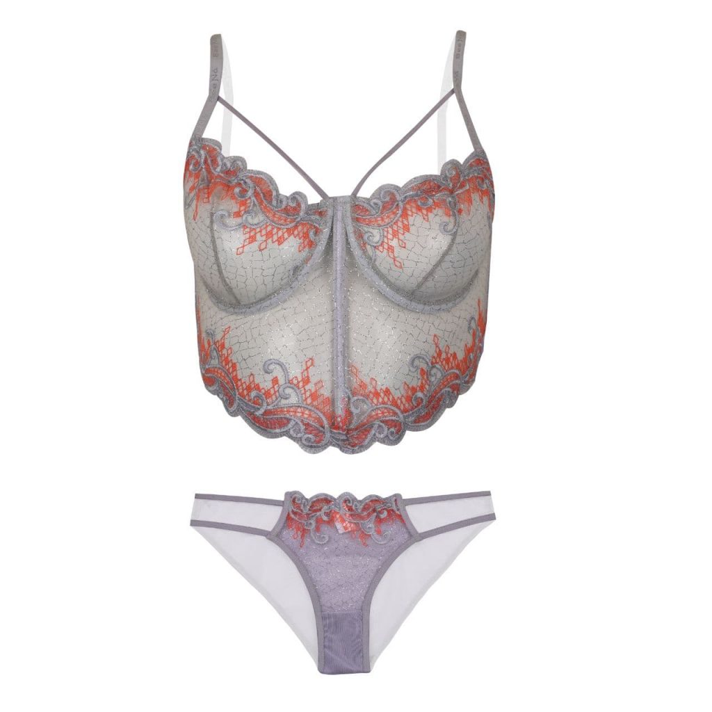 ست لباس زیر زنانه