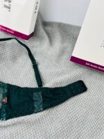 ست لباس زیر توری سبز زمردی TRT – مدل گل‌دار زمرد - تصویر 2