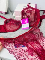 ست لباس زیر توری قرمز لیلا TRT – مدل Beautiful عینکی با تور گل‌دار فانتزی و فنر نرم ترکیه - تصویر 4