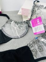 ست لباس زیر توری مشکی آریانا TRT – مدل Double Beautiful قلبی با تور گاز ترکیه و بند قابل تنظیم - تصویر 4