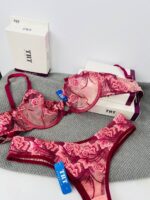 ست لباس زیر عمده گلدوزی طرح رز قرمز - برند TRT - تصویر 3